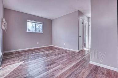Main picture of 2735 Joyce Ave