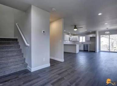 Main picture of 5025 E 25th Ct