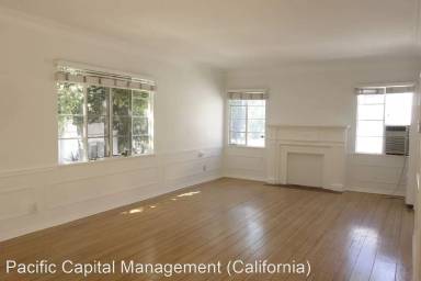 Main picture of 9809 Charleville Blvd