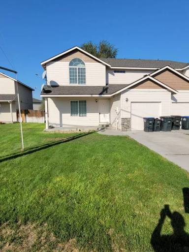 Main picture of 420 Laguna Dr