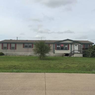 Main picture of 150 Hearne Ln
