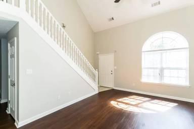 Main picture of 225 Magnolia Garden Ln