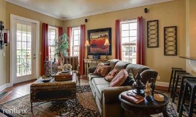 Main picture of 307 Seven Springs Way