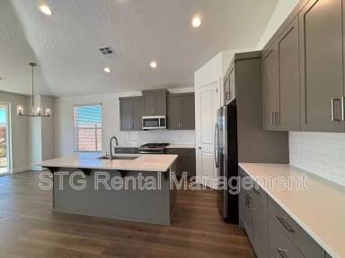 Main picture of 4669 W 2840 S