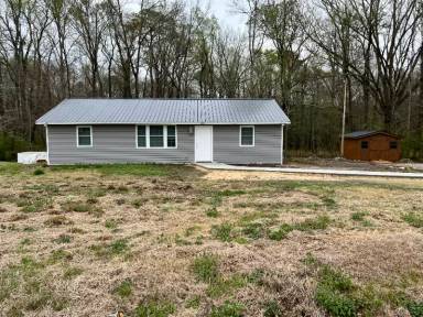 Main picture of 103 Flat Swamp Rd