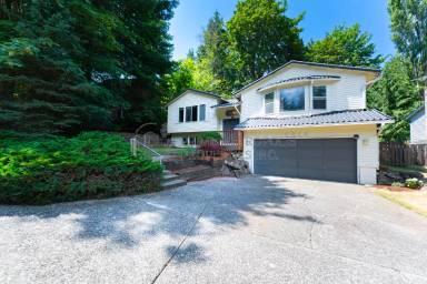 Main picture of 4813 152nd Pl SE
