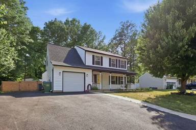 Main picture of 10106 S Fulton Dr
