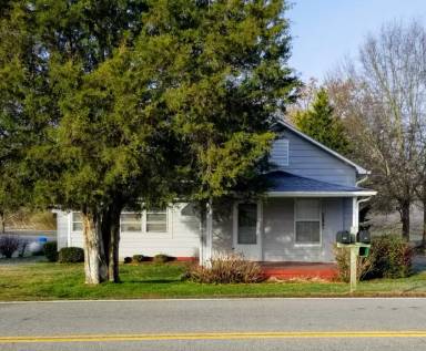 Main picture of 1700 Walnut Grove Rd