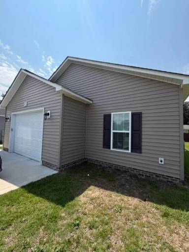 Main picture of 913 Linwood Ave