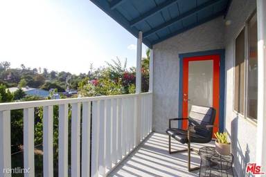 Main picture of 6121 Tipton Way