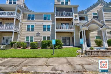 Main picture of Estate At Westbury