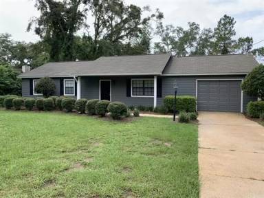 Main picture of 2904 Whirlaway Trl