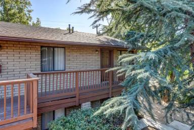 Main picture of 601 E Willis St