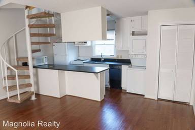 Main picture of 542 W Magnolia Ave