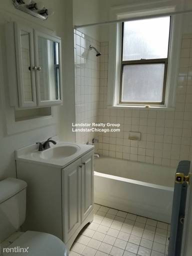 Main picture of 1367 W Estes Ave