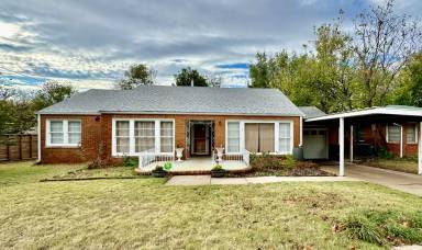 Main picture of 703 S Rankin St