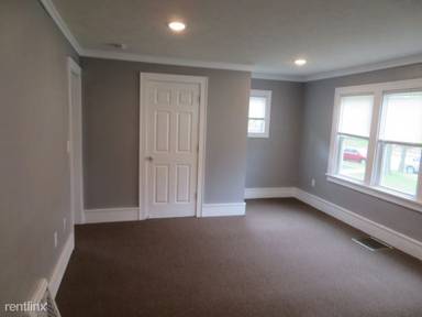 Main picture of 609 8th St S