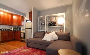 Main picture of 284 East 10th St
