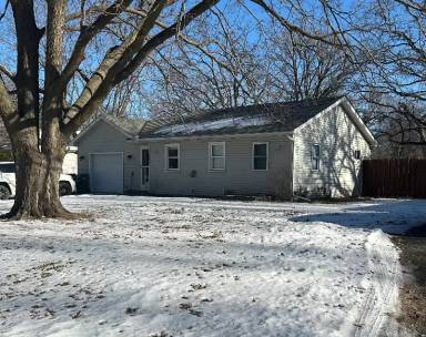 Main picture of 10925 5th St NE