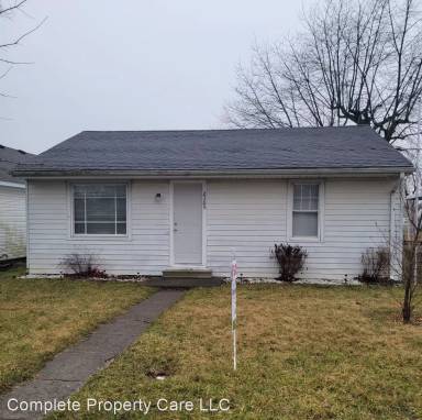Main picture of 2309 N Ohio St