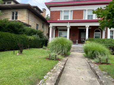 Main picture of 306 Rockdale Ave