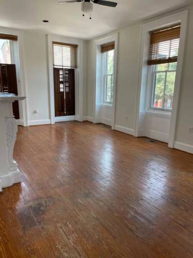 Main picture of 1601 Shakespeare St