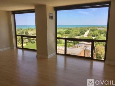 Main picture of 4343 Clarendon Ave Condos