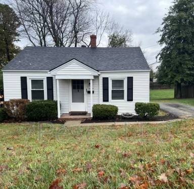 Main picture of 3509 Maple Rd