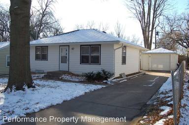 Main picture of 2227 S 58th St