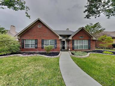 Main picture of 1313 Red Maple Dr