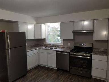 Main picture of 1936 Des Moines St