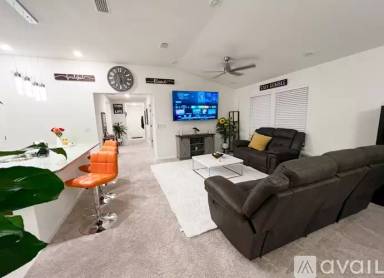 Main picture of 37 Willow St