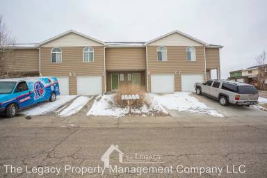 Main picture of 2417 Farnum St