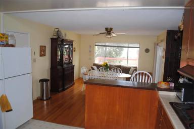 Main picture of 3861 58th St