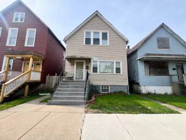 Main picture of 105 W 112th St