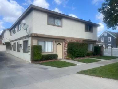 Main picture of 364 S Olive St