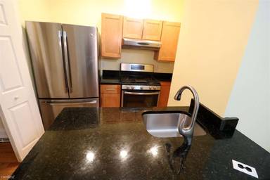 Main picture of 10-28 Centennial Pl Apartments