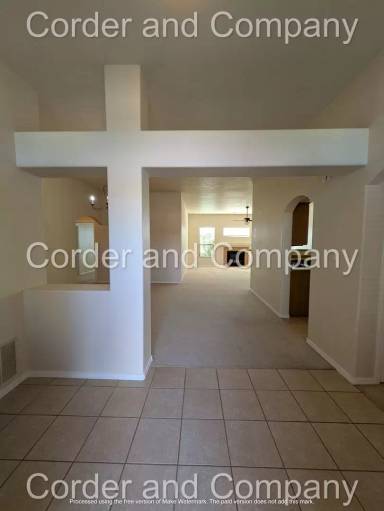 Main picture of 1416 Monterrey Rd NE