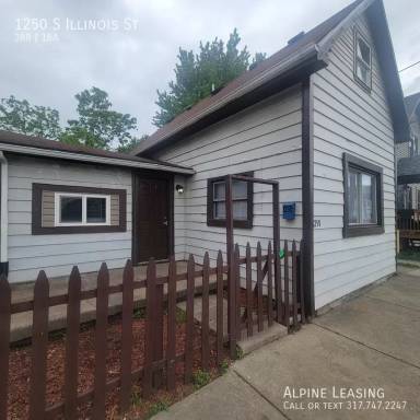 Main picture of 1250 S Illinois St
