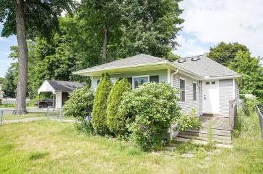 Main picture of 215 Eddy St