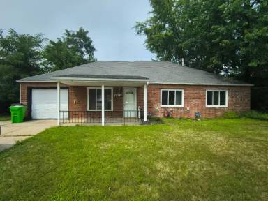 Main picture of 27381 Markbarry Ave