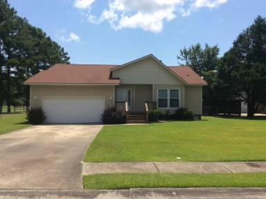 Main picture of 414 Foxlair Ln