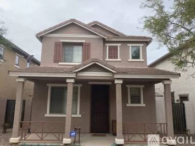 Main picture of 1665 E Elgin St