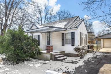 Main picture of 760 Virginia Ave