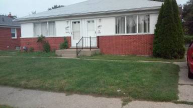 Main picture of 2569 Ackley Ave