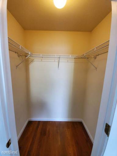 Main picture of 629 Pulaski St