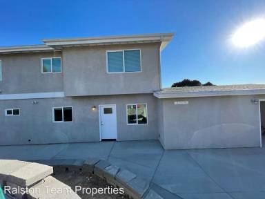 Main picture of 2705 Elm Ave