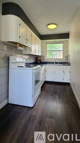 Main picture of 113 N State St