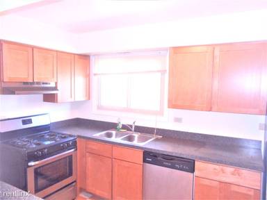 Main picture of 810 Seward St