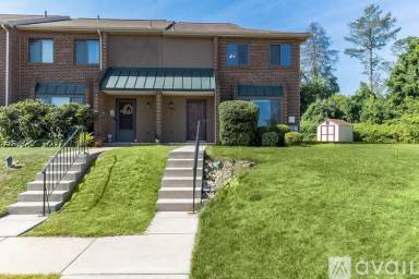 Main picture of 127 Pembroke Ct